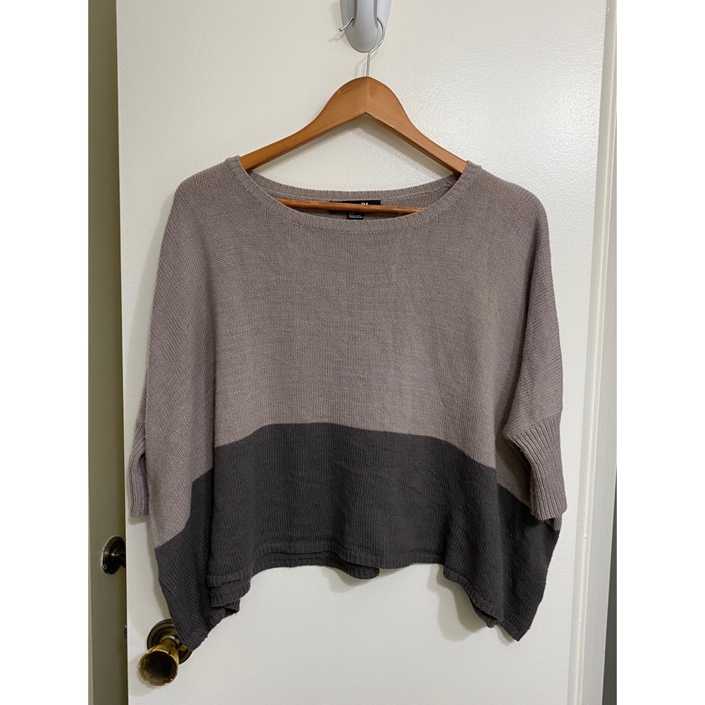 Cropped flowy sweater